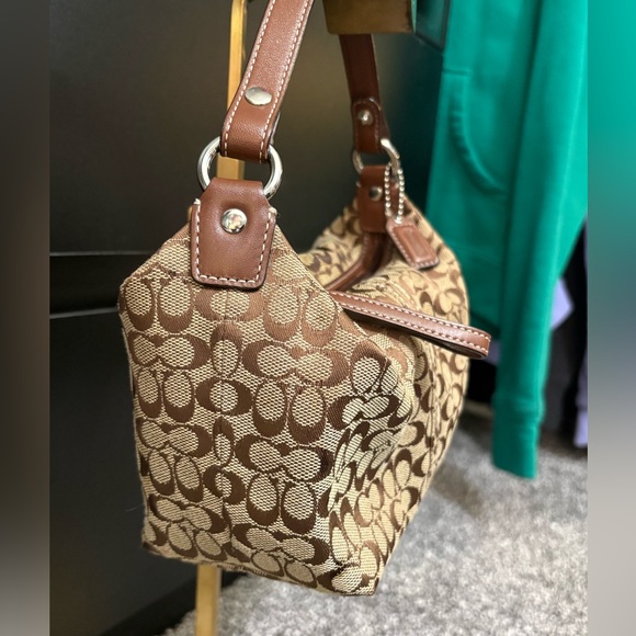 Coach vintage brown signature C mini hobo - Picture 9 of 11